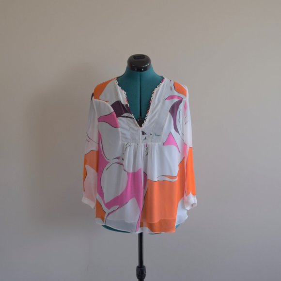 DVF 100% Silk Patterned Peasant Blouse - Picture 2 of 15